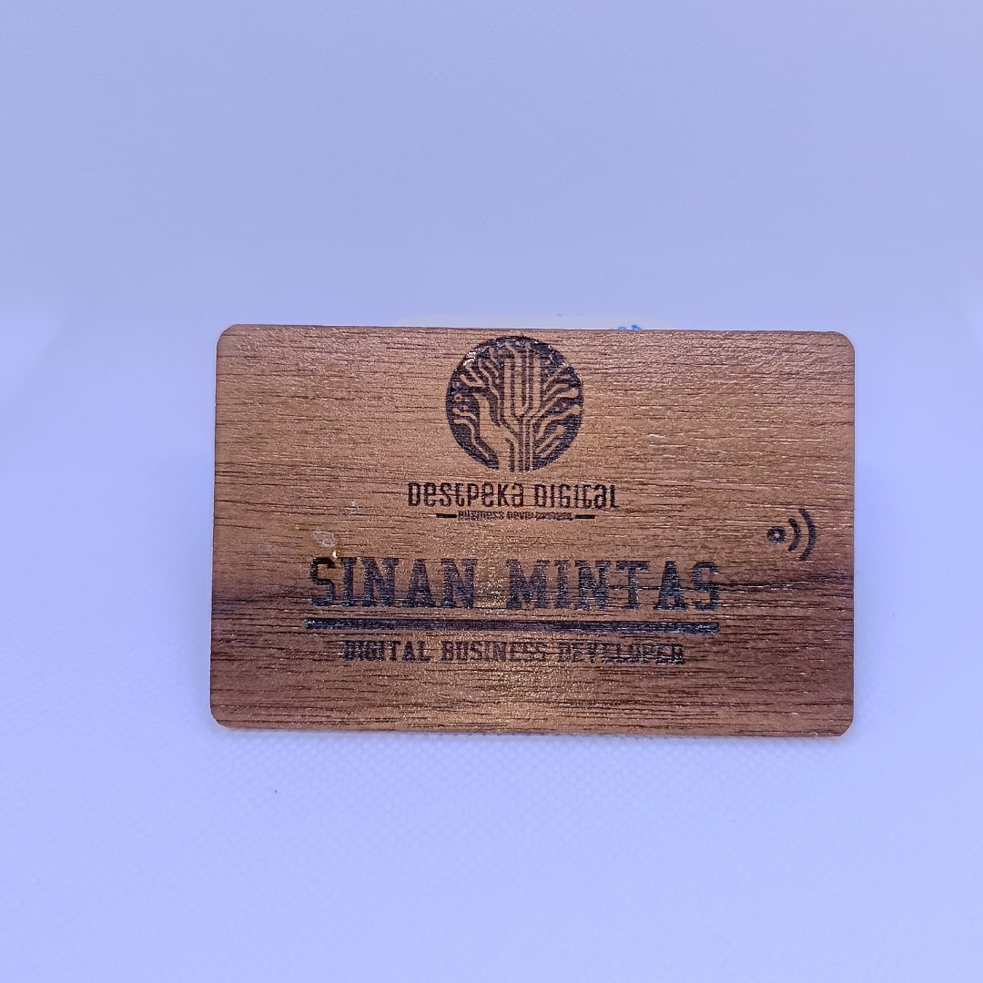 Destpeka V-Card – Black Walnut NFC Business Card